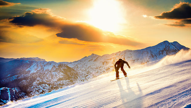 Snowboarder