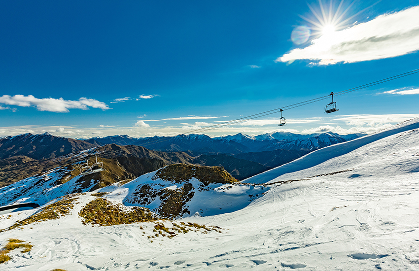Skiing and snowboard in September at Treble Cone in New Zealand